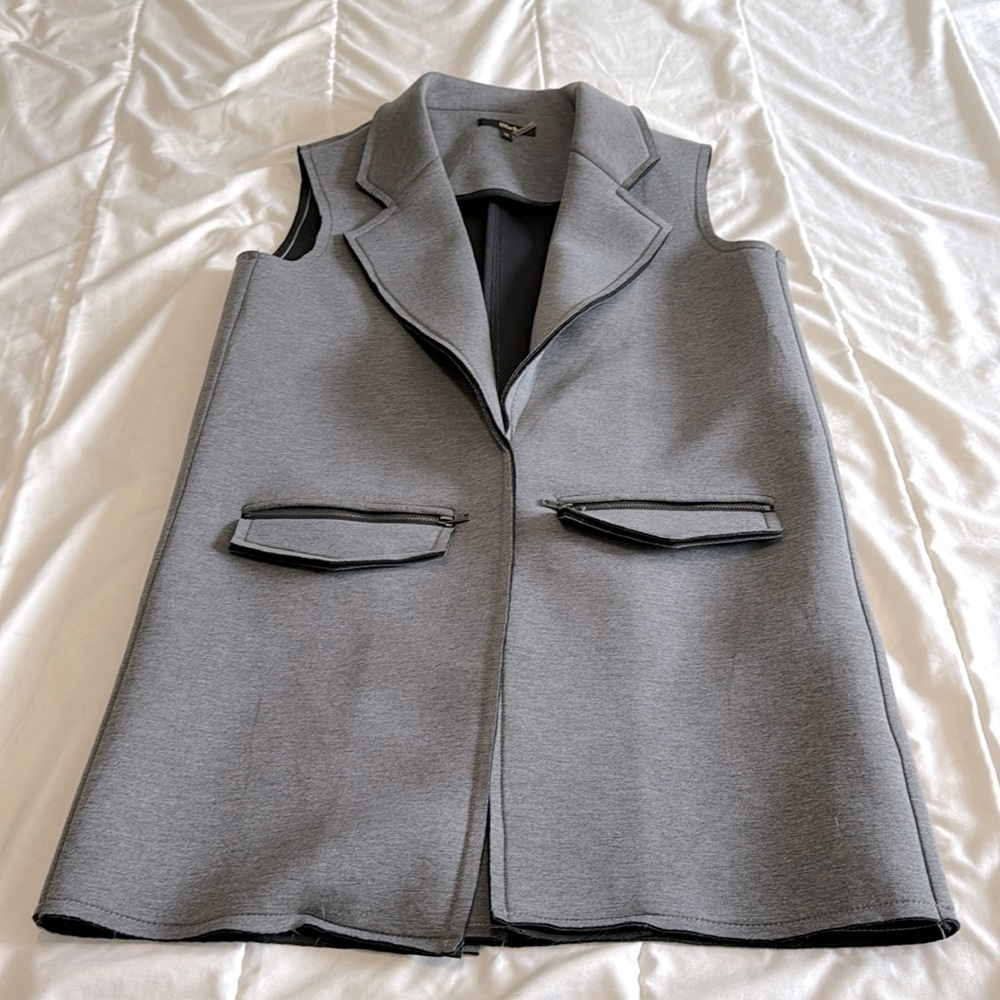 Black Longline Cotton and Polyester Vest Size Medium